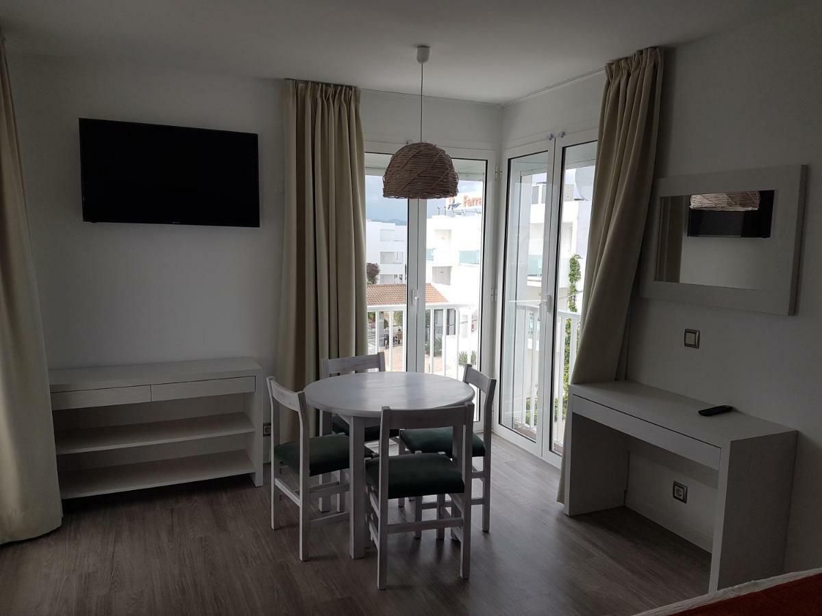 Apartamentos Ferrera Pins Cala Ferrera  Ngoại thất bức ảnh